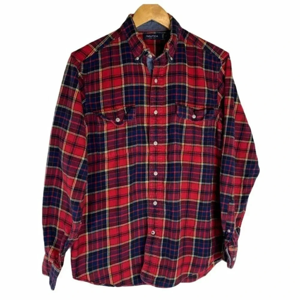 Nautica M red/blue plaid cotton button down flannel top‎